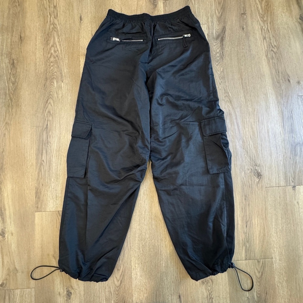 Camila Coelho Nathaly Pant Black Nylon Cargo Joggers Mid Rise Size Small NWT - Picture 9 of 10